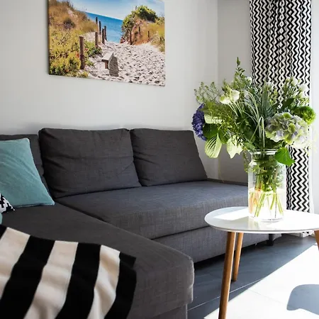 Mit Privater Terrasse By Interhome Сasa de vacaciones Pobierowo