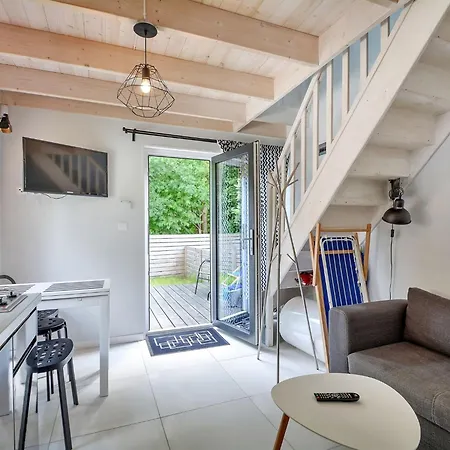 Mit Privater Terrasse By Interhome Сasa de vacaciones Pobierowo