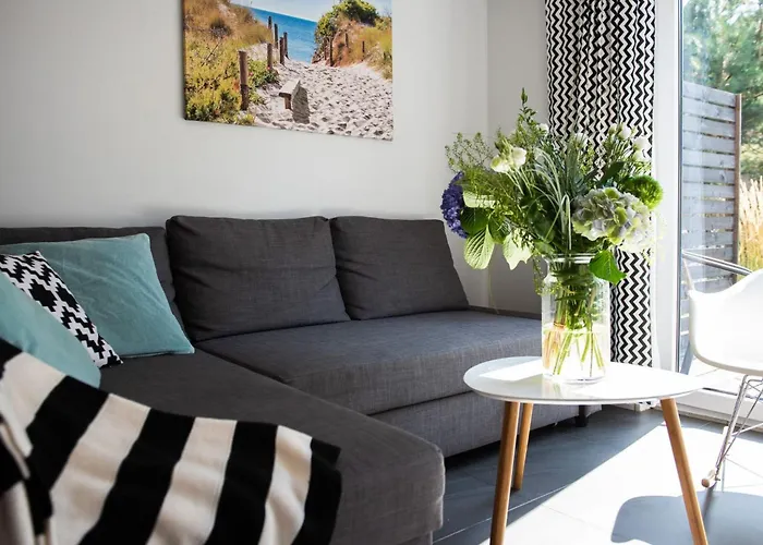 Mit Privater Terrasse By Interhome Сasa de vacaciones Pobierowo