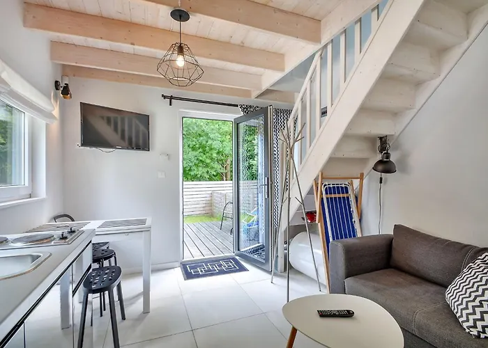 Mit Privater Terrasse By Interhome Сasa de vacaciones Pobierowo